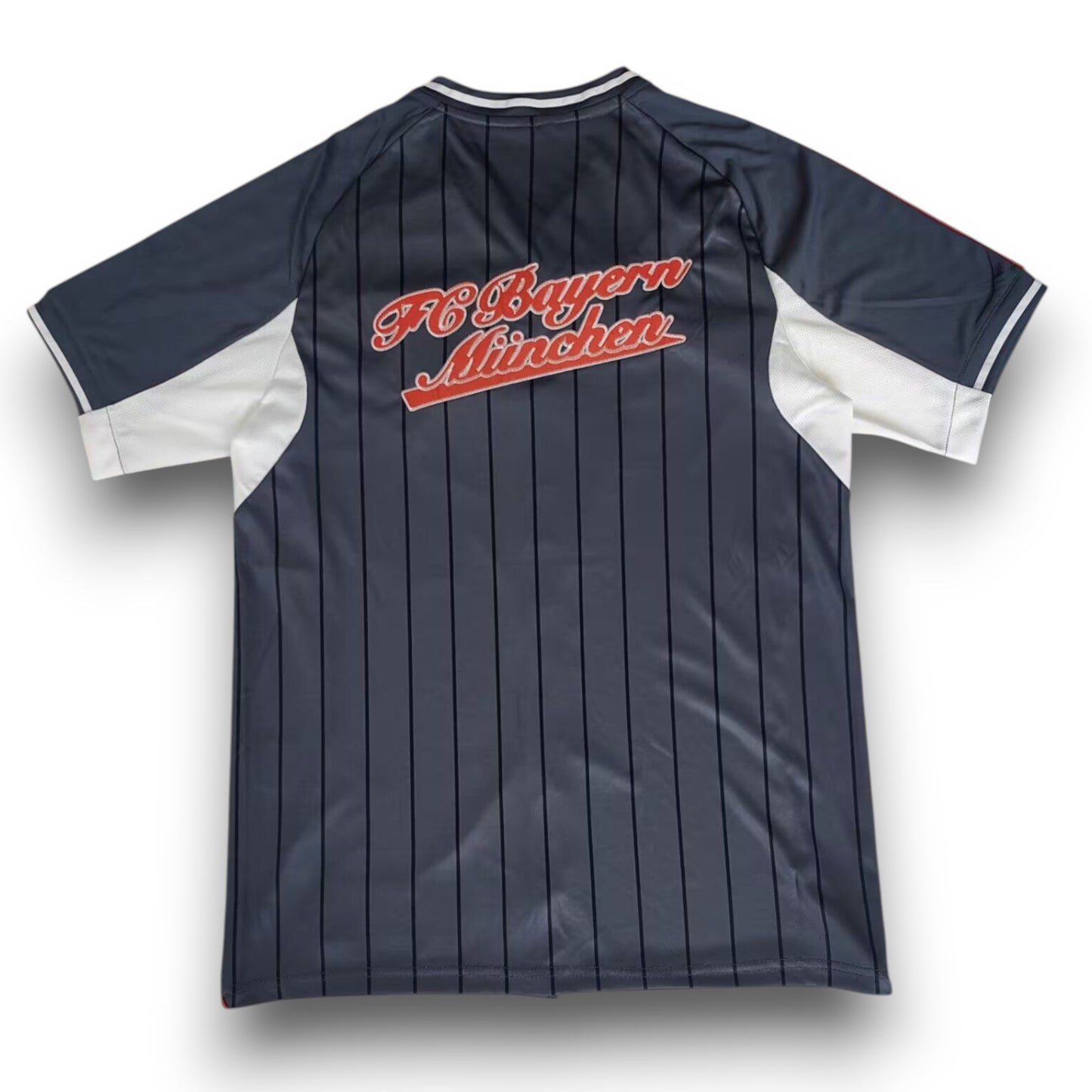 Camiseta Bayern Munich 2025-2026 - Version MLB