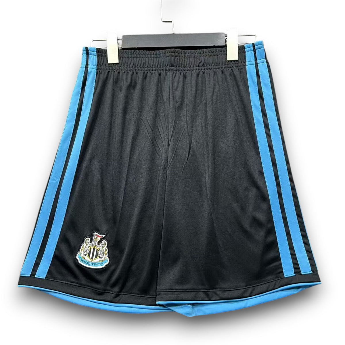 Pantalón corto Newcastle 2026-27 Local
