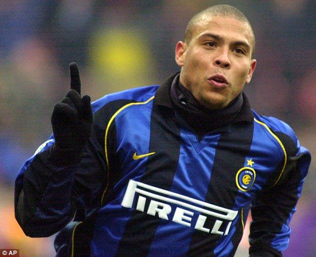 Camiseta Inter de Milán 2001-2002 Local