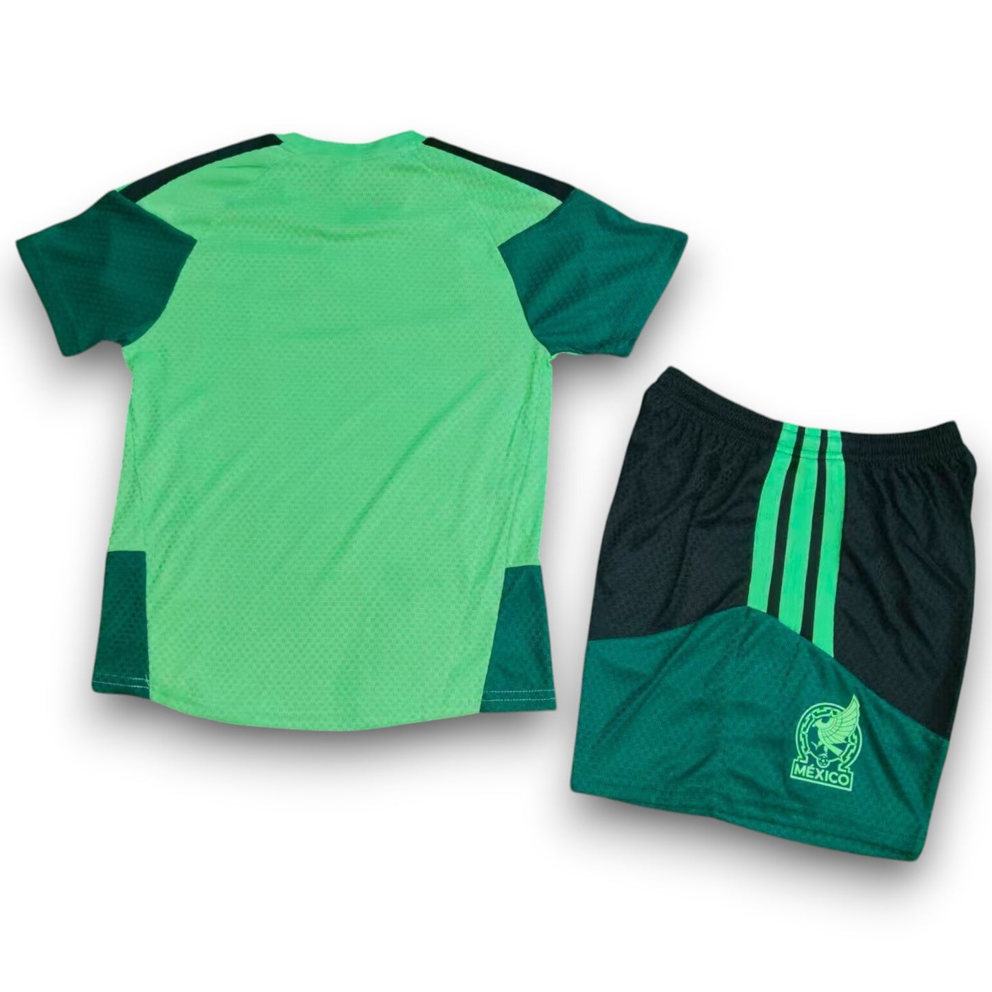 Conjunto Mexico 2026-2027 Local Entrenamiento