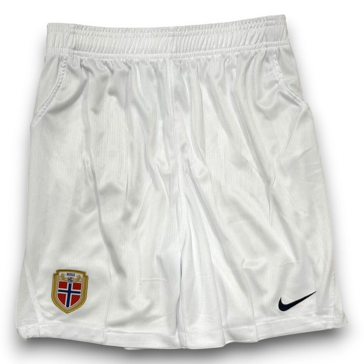 Pantalón corto Noruega 2026-2027 Local