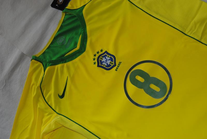 Camiseta Brasil 2004 Local