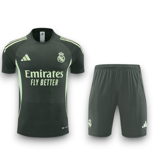 Conjunto Real Madrid 2025-2026 Alternativo - Entrenamiento