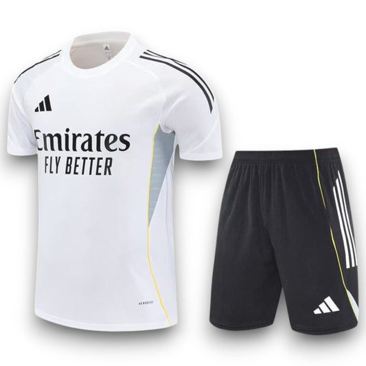 Conjunto Real Madrid 2025-2026 -  Local Entrenamiento