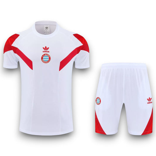 Conjunto Bayern 2025-2026 - Entrenamiento