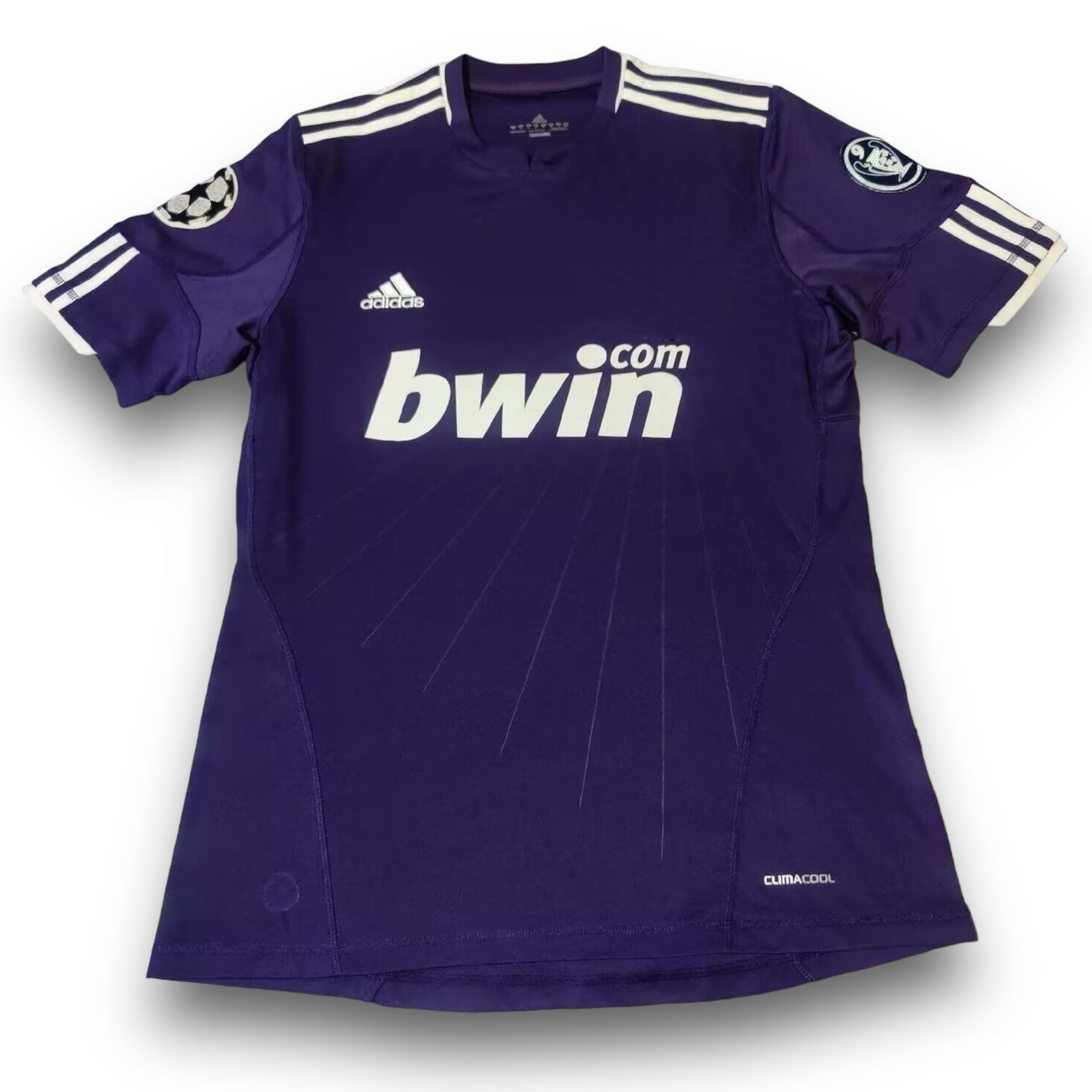 Camiseta Real Madrid 2010-2011 Alternativa