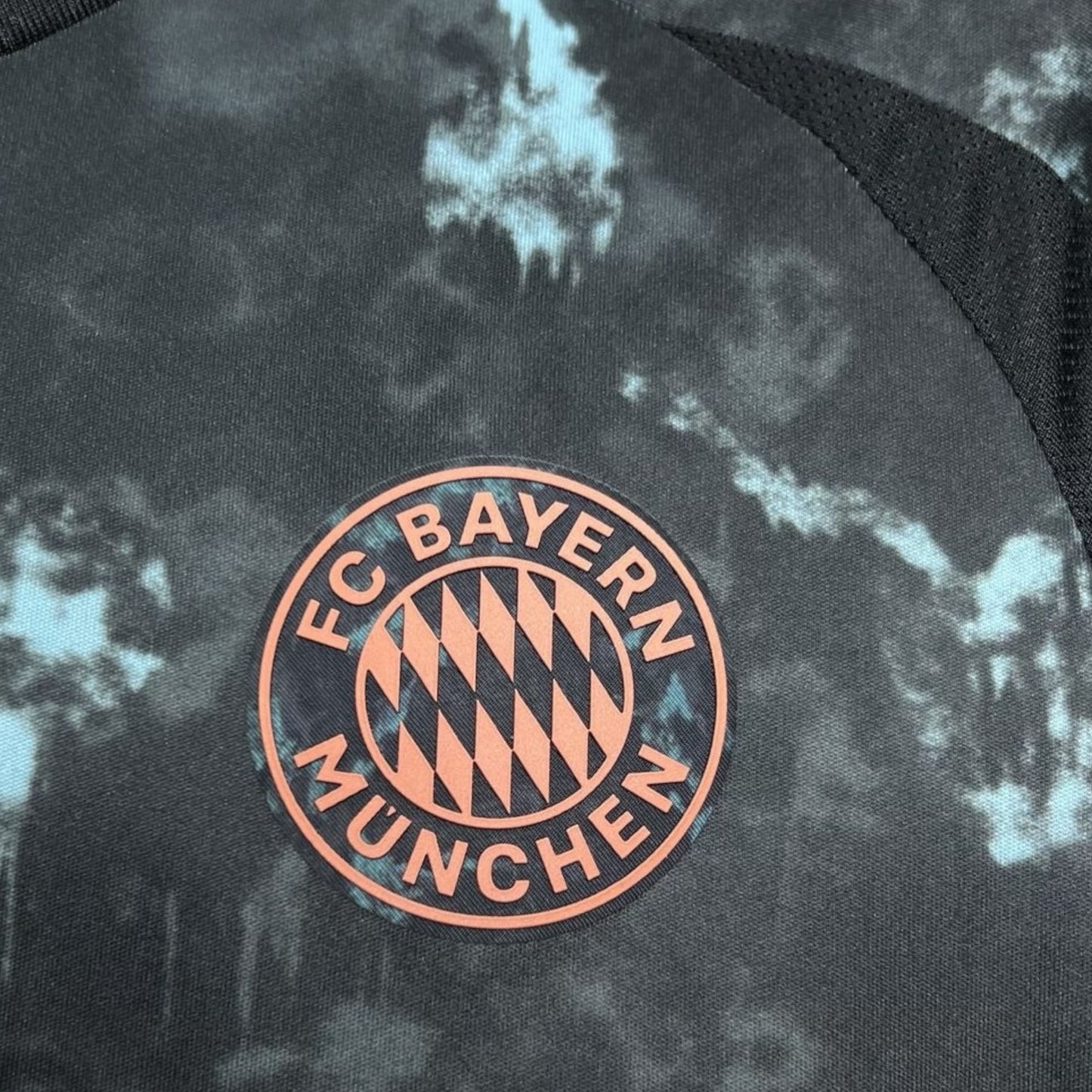 Camiseta Bayern Múnich 2024-2025 Visitante