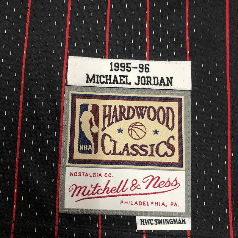 Camiseta Chicago Bulls Jordan - Mitchell & Ness- Stripe