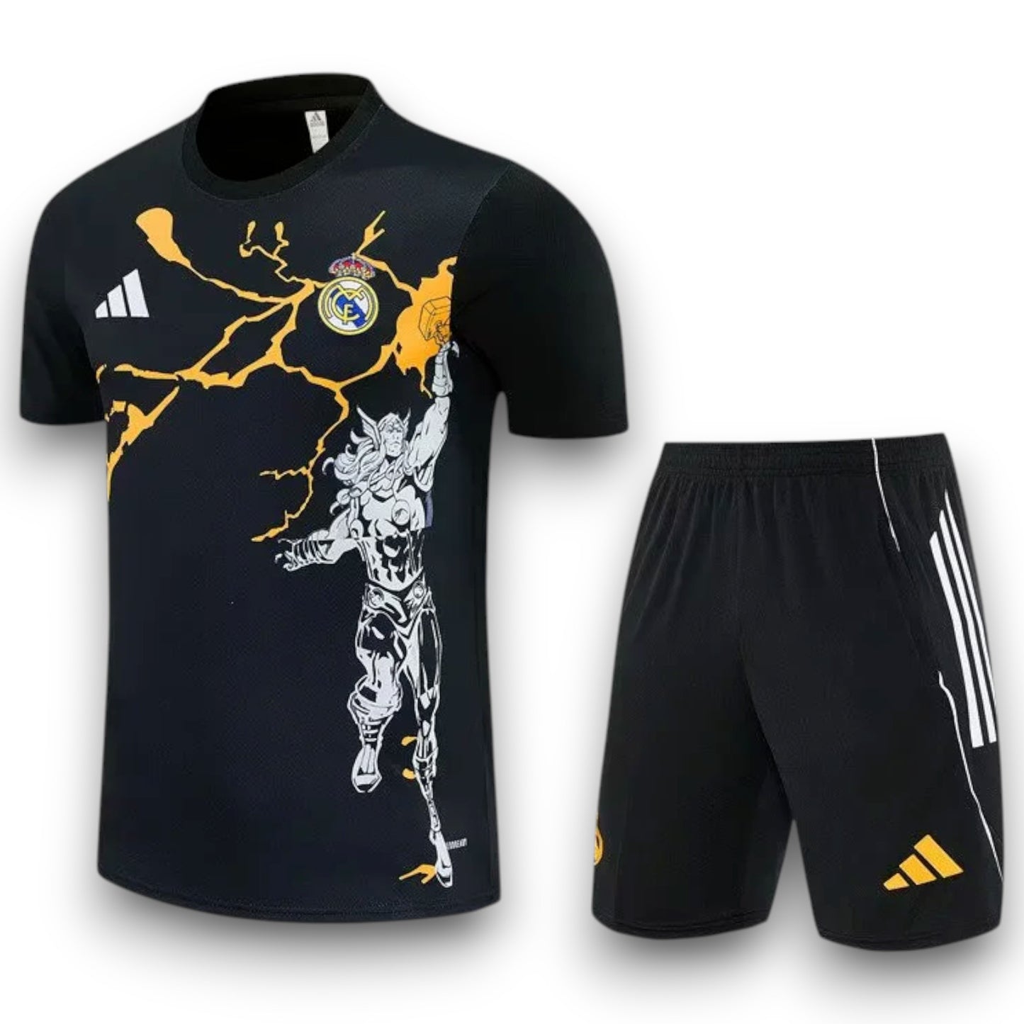 Conjunto Real Madrid x Marvel 2026-2027 - Entrenamiento Black